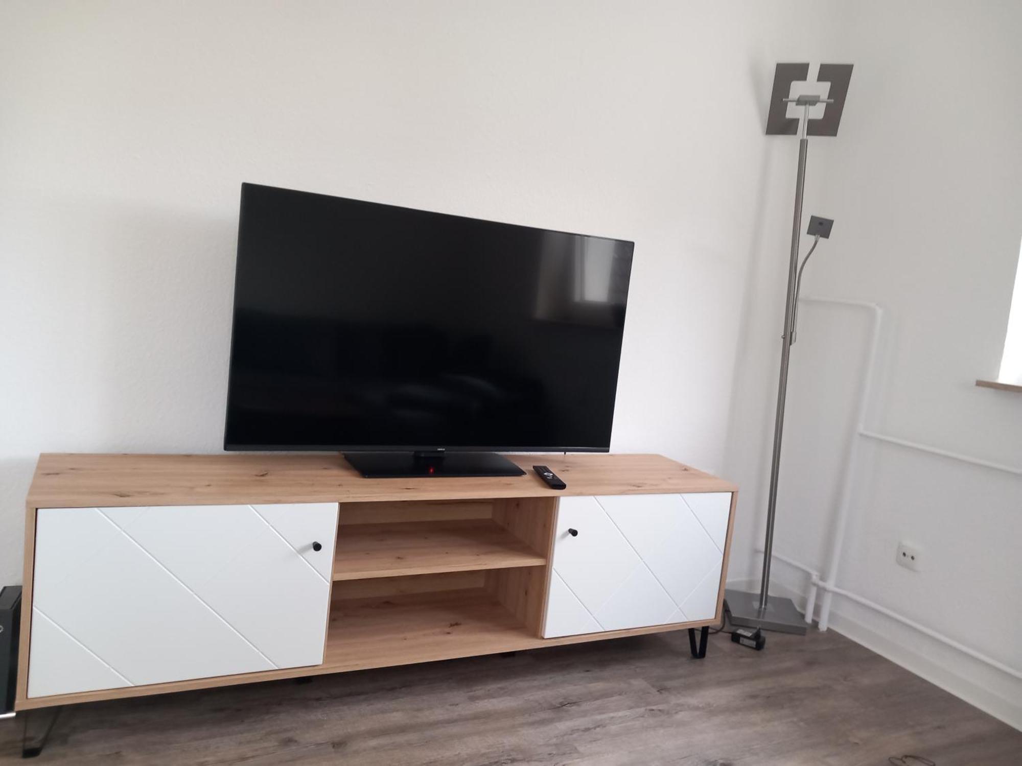 City Apartment Duisburg 1#Netflix &Wlan &Kingsize Bett &Kaffee Maschine & Central & 500M Innenhafen & 2 Min U Bahn Экстерьер фото